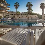 Oro Blanco Hotel